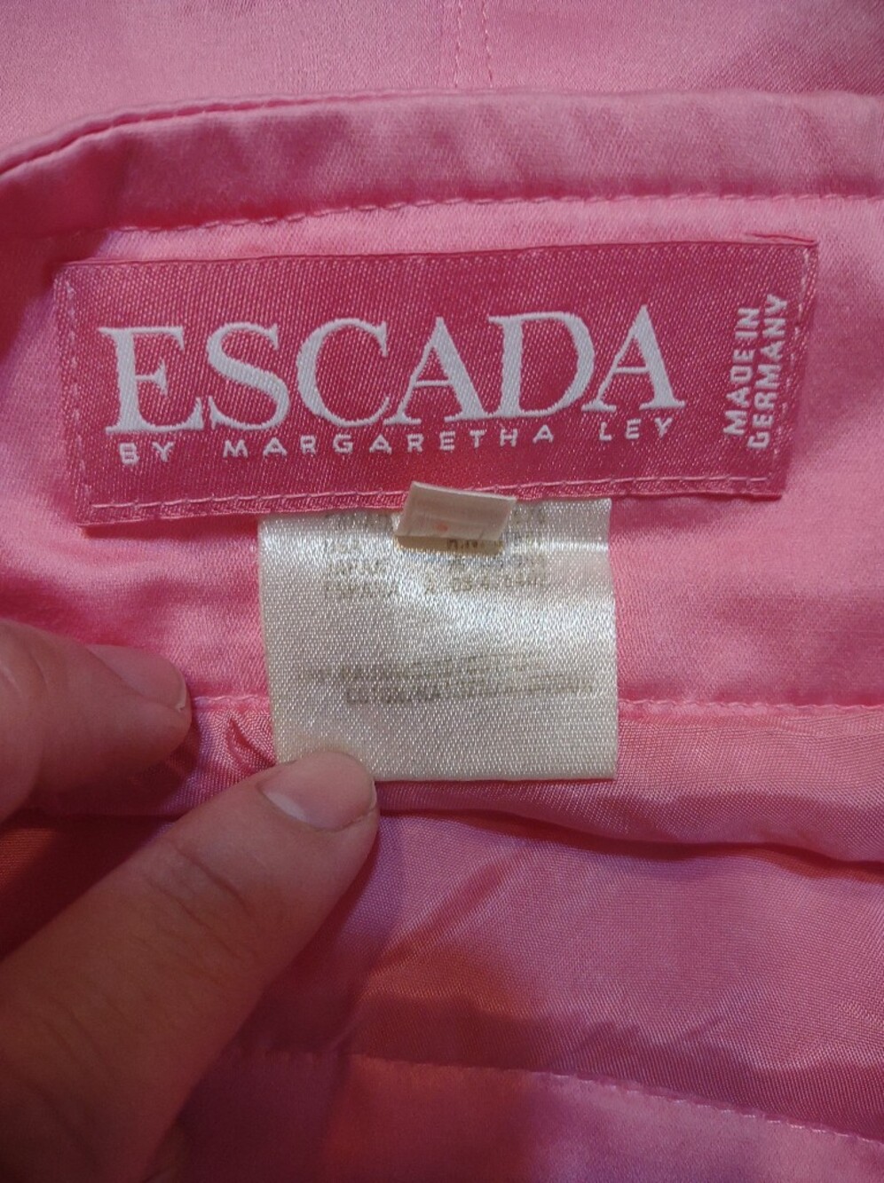 Escada Vintage Soft Pink High-Waist Pencil Skirt - Picture 7 of 12